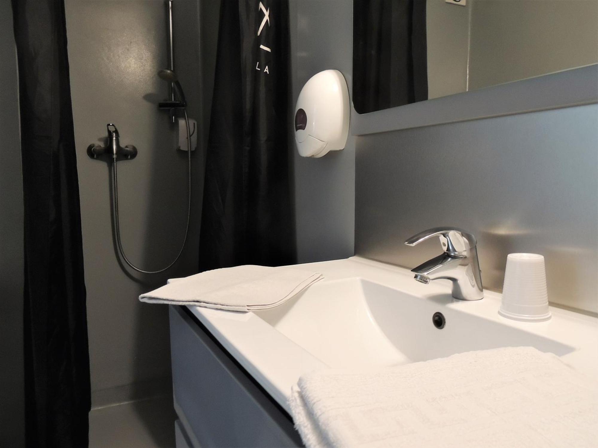 Hotel De La Vallee Ornans Zewnętrze zdjęcie