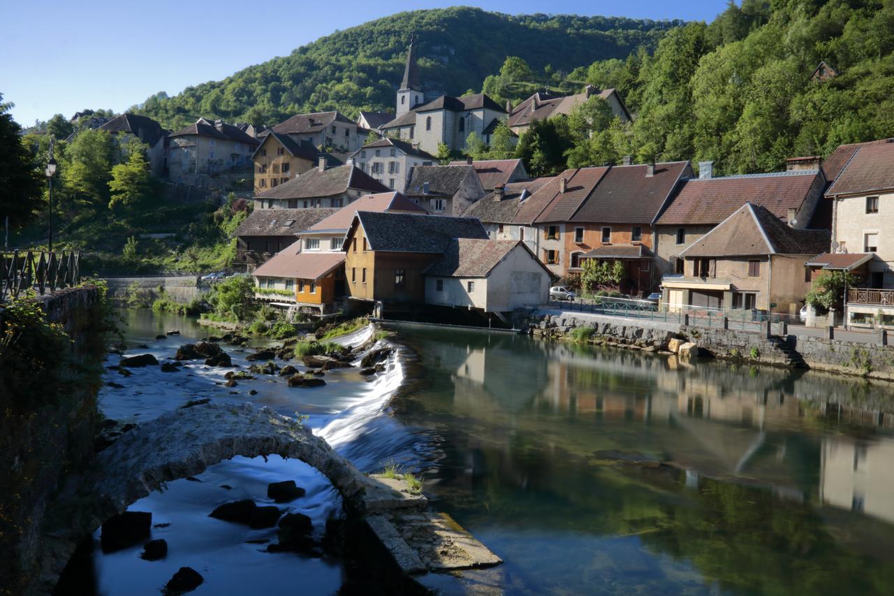 Hotel De La Vallee Ornans Zewnętrze zdjęcie